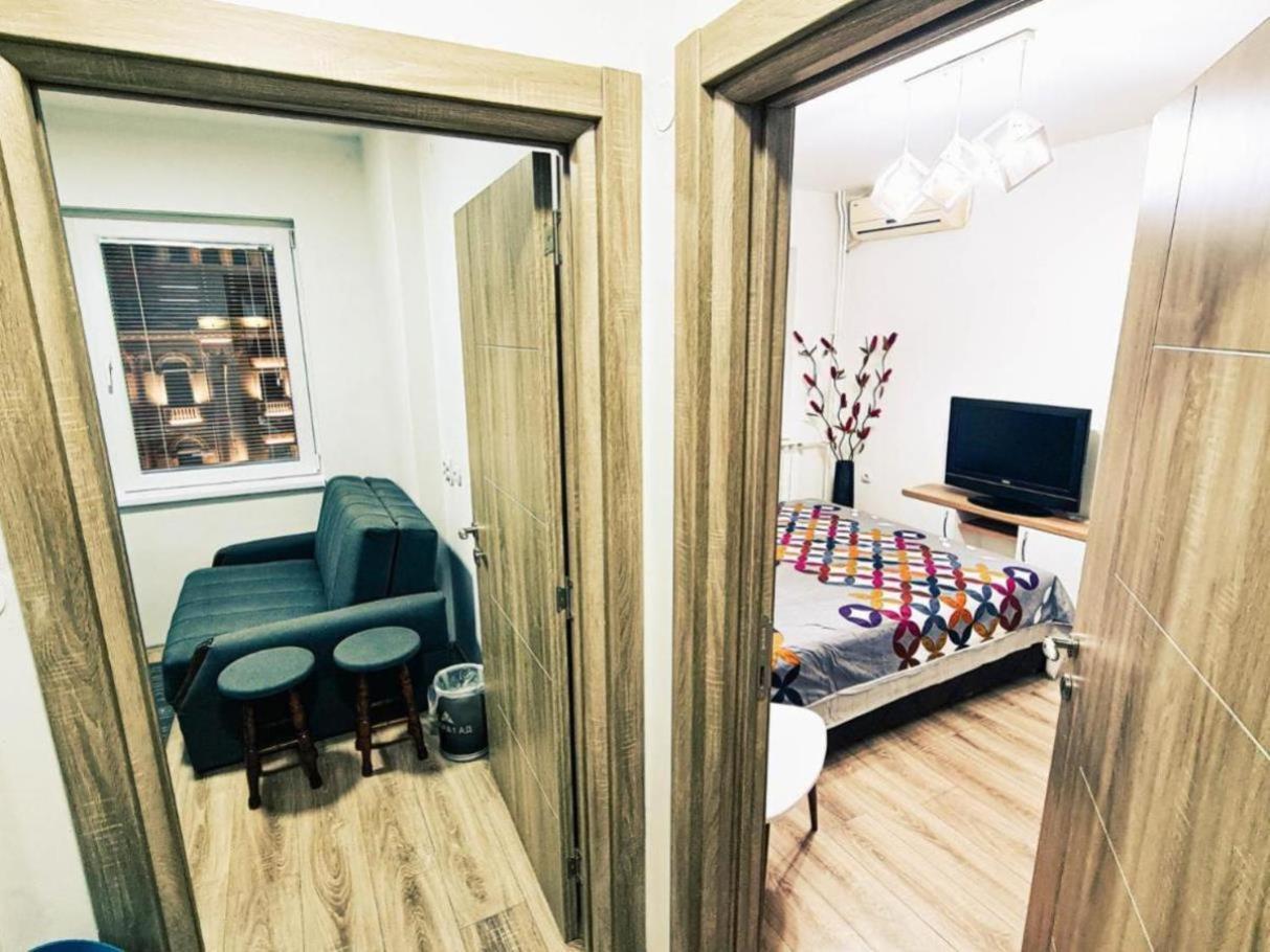 Apartment Skopje Square Bagian luar foto