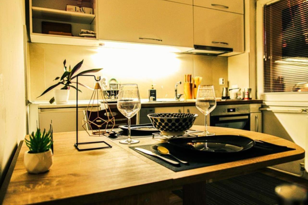 Apartment Skopje Square Bagian luar foto