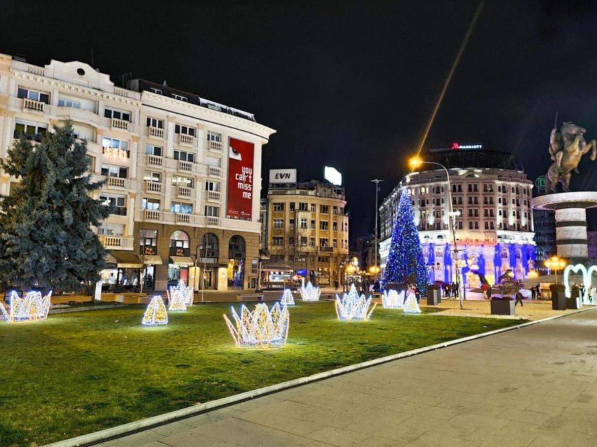 Apartment Skopje Square Bagian luar foto
