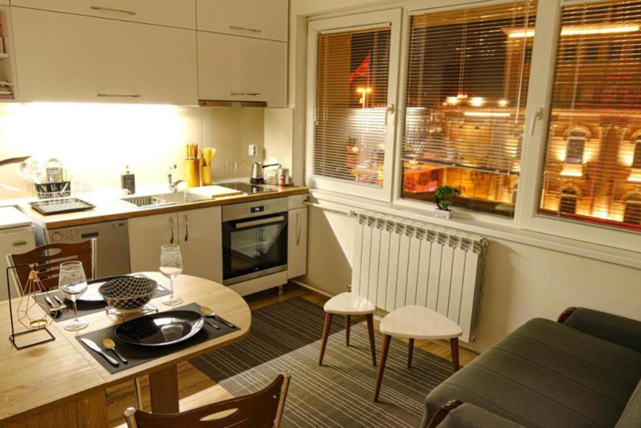 Apartment Skopje Square Bagian luar foto