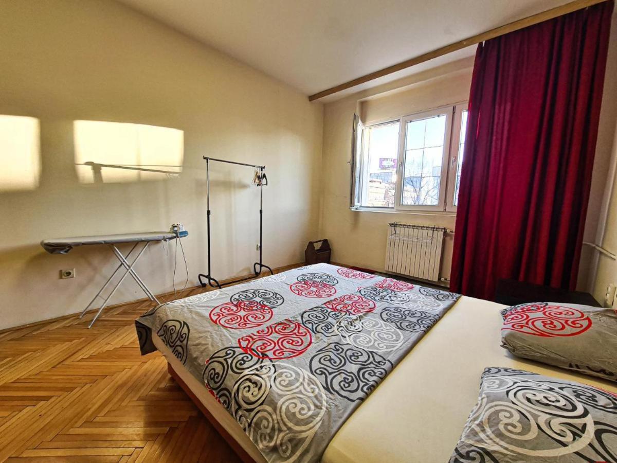 Apartment Skopje Square Bagian luar foto