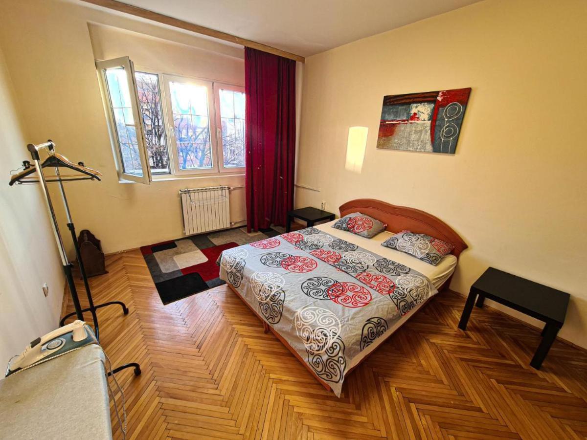 Apartment Skopje Square Bagian luar foto